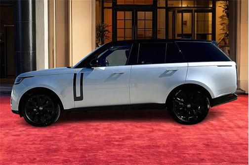 2025 Land Rover Range Rover P400 SE