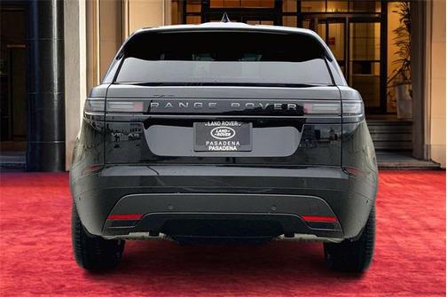 2026 Land Rover Range Rover Velar P250 SE R-Dynamic