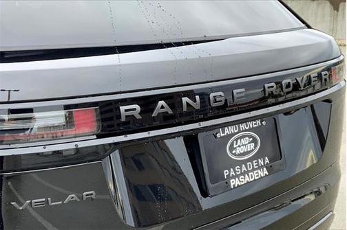 2026 Land Rover Range Rover Velar P250 SE R-Dynamic