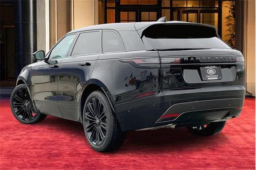 2026 Land Rover Range Rover Velar P250 SE R-Dynamic