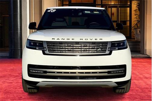 2023 Land Rover Range Rover P530 SE
