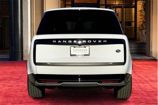 2023 Land Rover Range Rover P530 SE