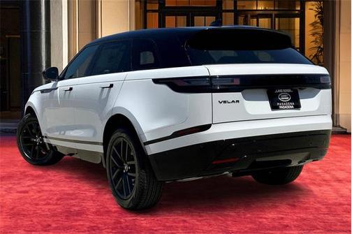 2026 Land Rover Range Rover Velar P250 SE R-Dynamic