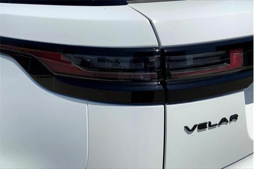 2026 Land Rover Range Rover Velar P250 SE R-Dynamic