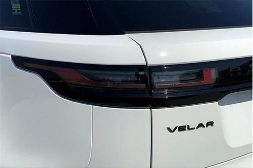 2026 Land Rover Range Rover Velar P400 Dynamic SE