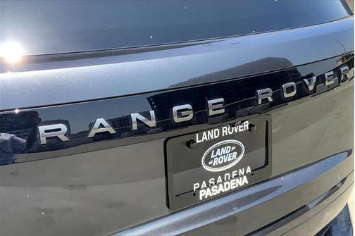 2025 Land Rover Range Rover P530 SE 7 Seat