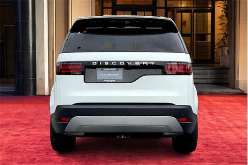 2025 Land Rover Discovery P300 S