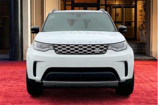 2025 Land Rover Discovery P300 S