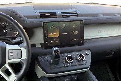 2023 Land Rover Defender 130 SE