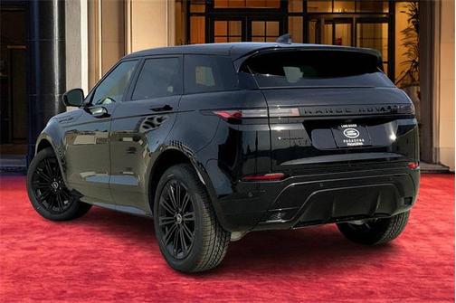2026 Land Rover Range Rover Evoque Dynamic SE