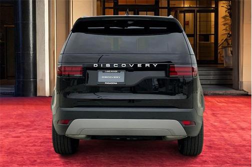 2025 Land Rover Discovery P300 S