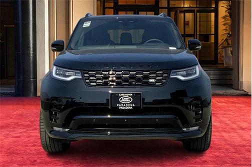2025 Land Rover Discovery P360 Dynamic SE