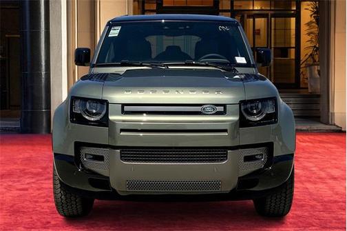 2025 Land Rover Defender 110 P400 X-Dynamic SE