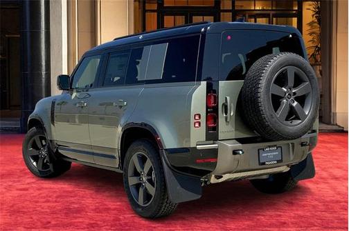 2025 Land Rover Defender 110 P400 X-Dynamic SE