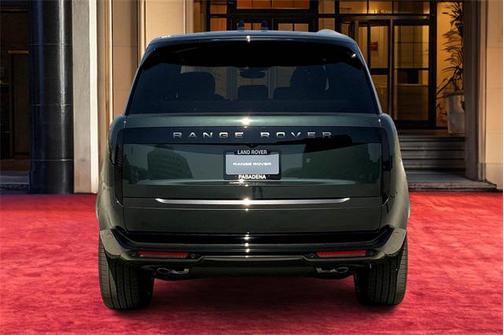 2025 Land Rover Range Rover P530 SE