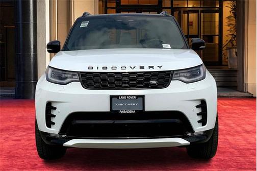 2025 Land Rover Discovery P360 Dynamic SE