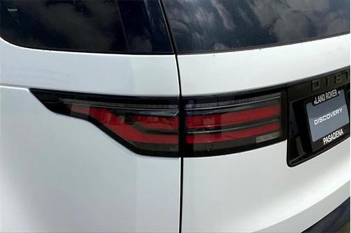 2025 Land Rover Discovery P360 Dynamic SE