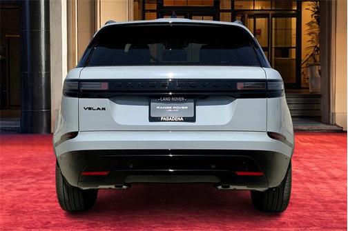 2026 Land Rover Range Rover Velar P250 SE R-Dynamic