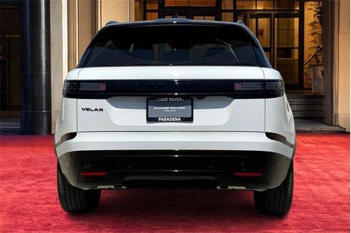 2026 Land Rover Range Rover Velar P400 Dynamic SE