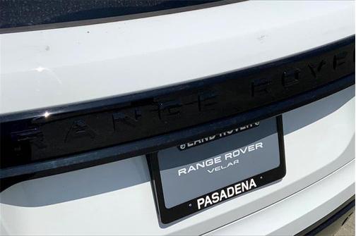 2026 Land Rover Range Rover Velar P400 Dynamic SE
