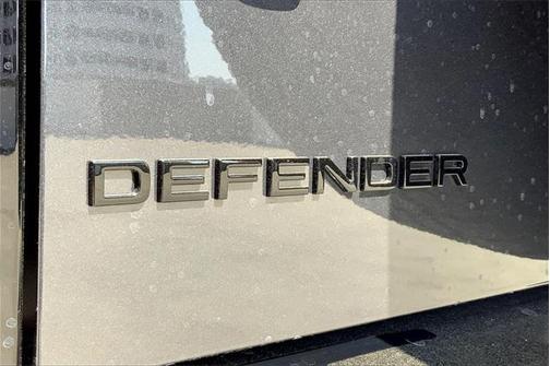 2025 Land Rover Defender 110 P500 X-Dynamic SE