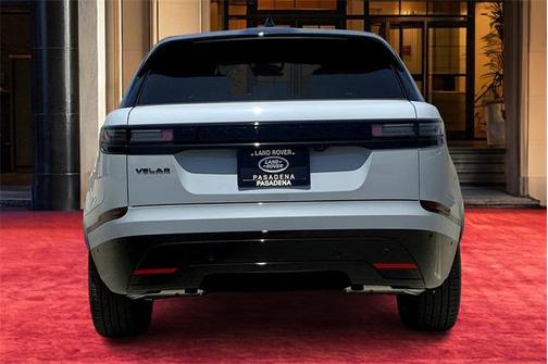2026 Land Rover Range Rover Velar P250 SE R-Dynamic