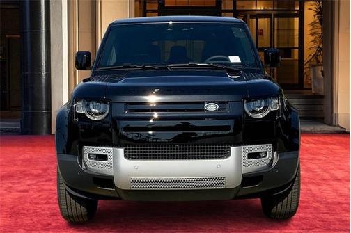 2024 Land Rover Defender 130 P300 S