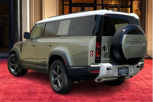 2025 Land Rover Defender 130 P300 S