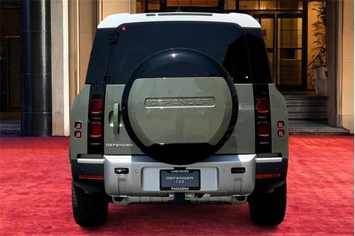 2025 Land Rover Defender 130 P300 S