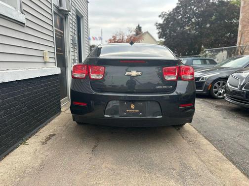 2014 Chevrolet Malibu 1LS
