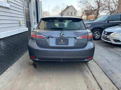 2012 Lexus CT 200h Base