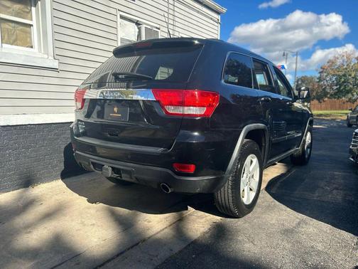 2011 Jeep Grand Cherokee Laredo