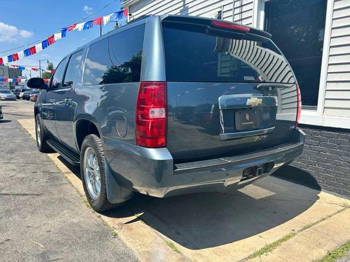 2008 Chevrolet Suburban 1500 LTZ