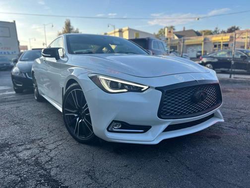 2018 INFINITI Q60 3.0T LUXE