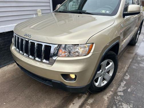 2011 Jeep Grand Cherokee Laredo