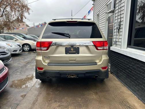 2011 Jeep Grand Cherokee Laredo