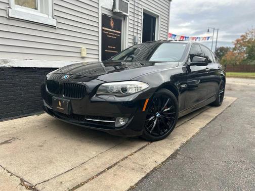 2011 BMW 550 550i Sedan 4D