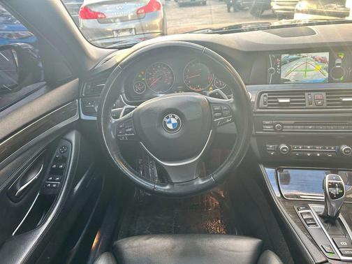2011 BMW 550 550i Sedan 4D
