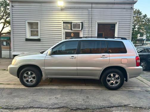 2001 Toyota Highlander Base