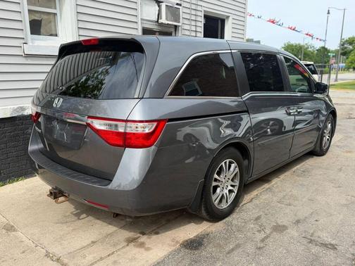 Polished Metal Metallic 2013 Honda Odyssey EX-L