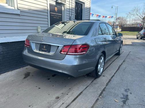 2015 Mercedes-Benz E-Class E 350 4MATIC Sedan 4D