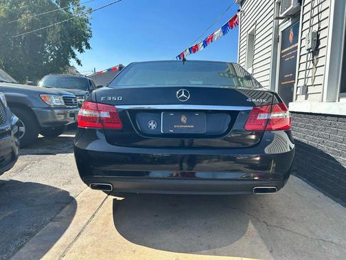 2010 Mercedes-Benz E-Class E 350 4MATIC Sedan 4D