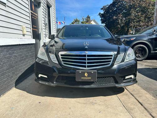 2010 Mercedes-Benz E-Class E 350 4MATIC Sedan 4D