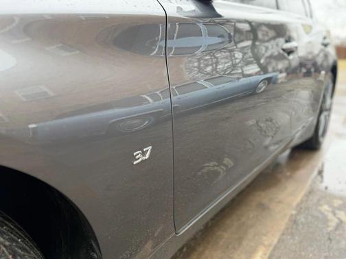 2014 INFINITI Q50 Sport