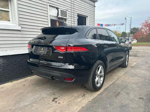 2019 Jaguar F-PACE 25t Premium