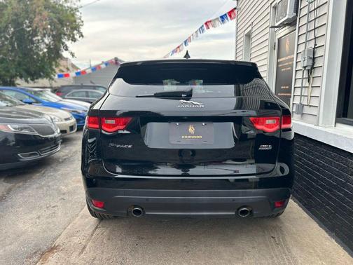 2019 Jaguar F-PACE 25t Premium