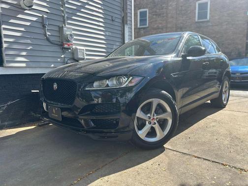 2019 Jaguar F-PACE 25t Premium
