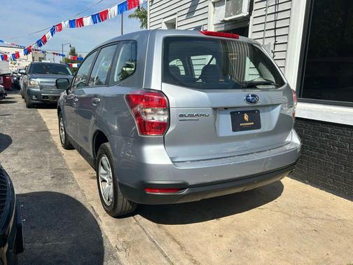 2016 Subaru Forester 2.5i