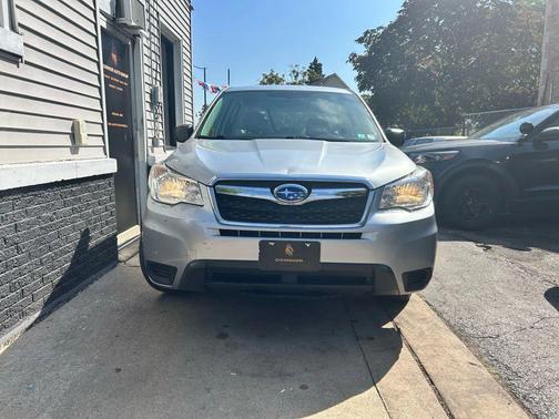 2016 Subaru Forester 2.5i
