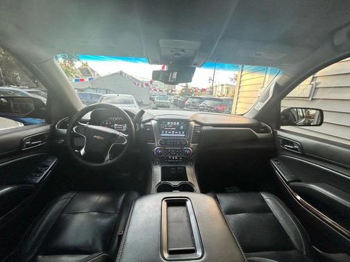 2016 Chevrolet Suburban LT